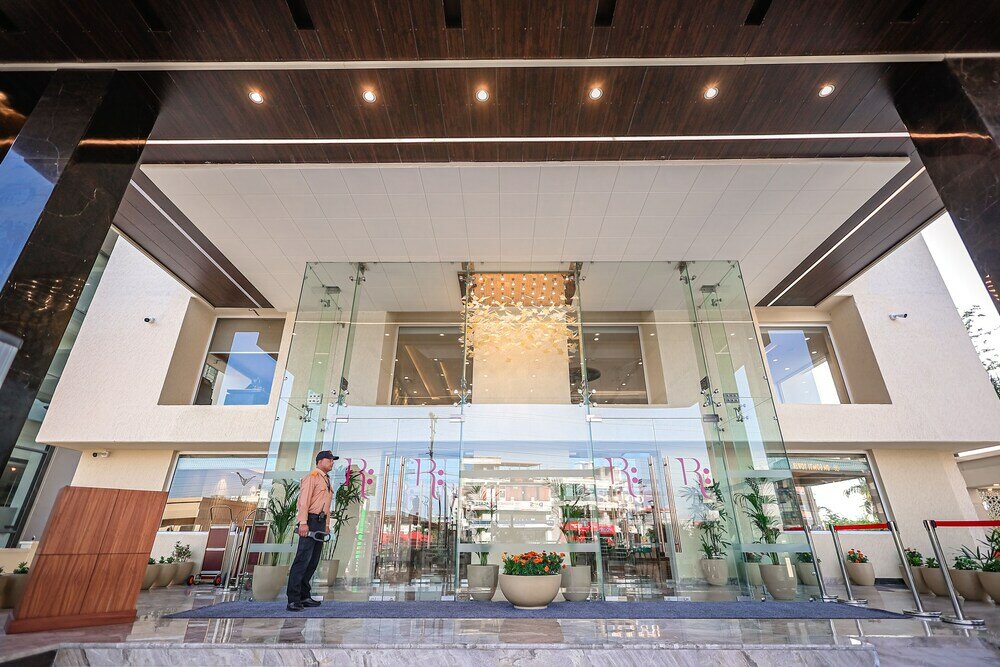 Фото Regenta Dehradun by Royal Orchid Hotels Limited