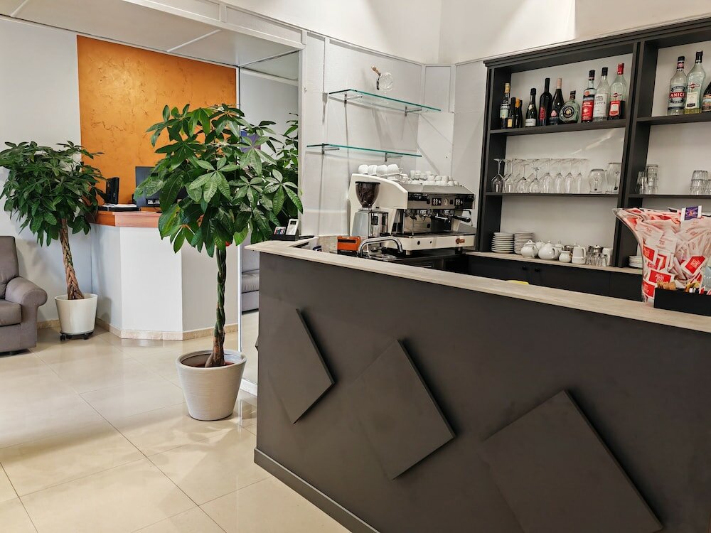 Фото Hotel Romano