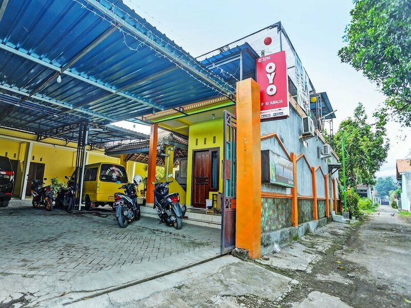 Гостиница Oyo 3214 Puri Amalia