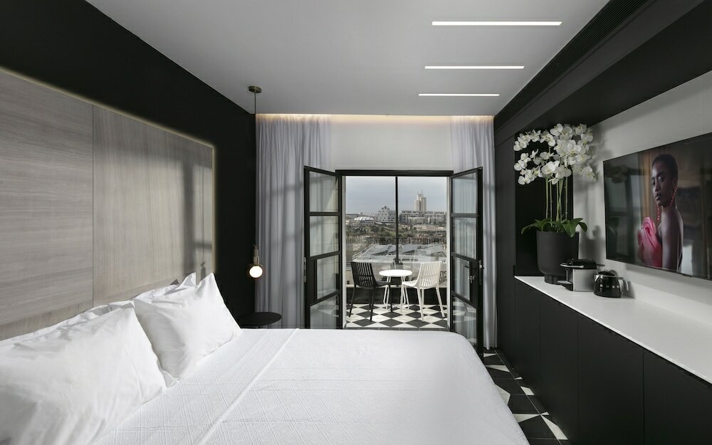 Фото Bezalel Suites