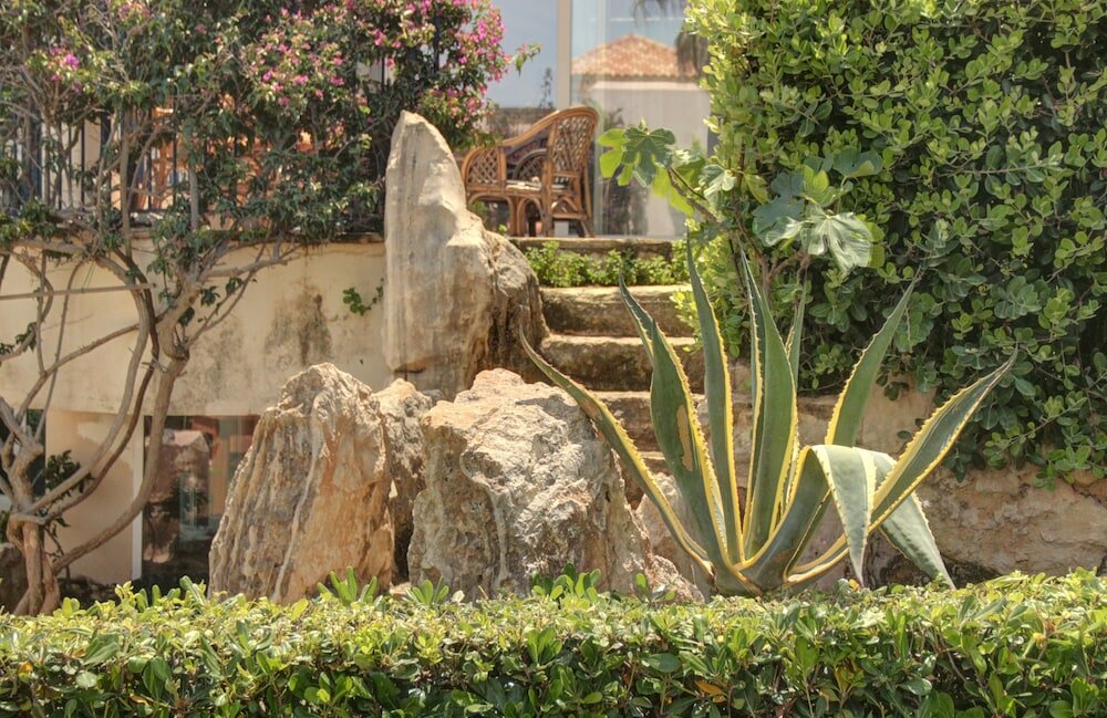 Фото 1 Bedroom Apartment on Beach Elias Upper