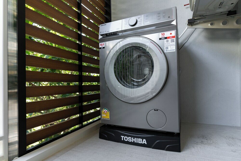 Фото Title V X413