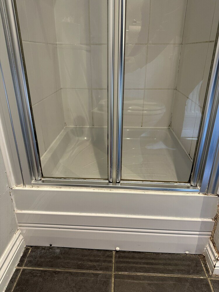 Фото Infinity Guest House Wiltshire Crescent