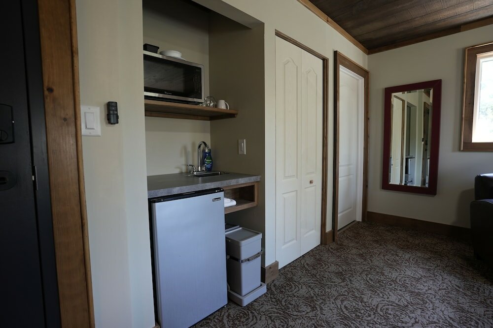 Фото Hollow Valley Resort