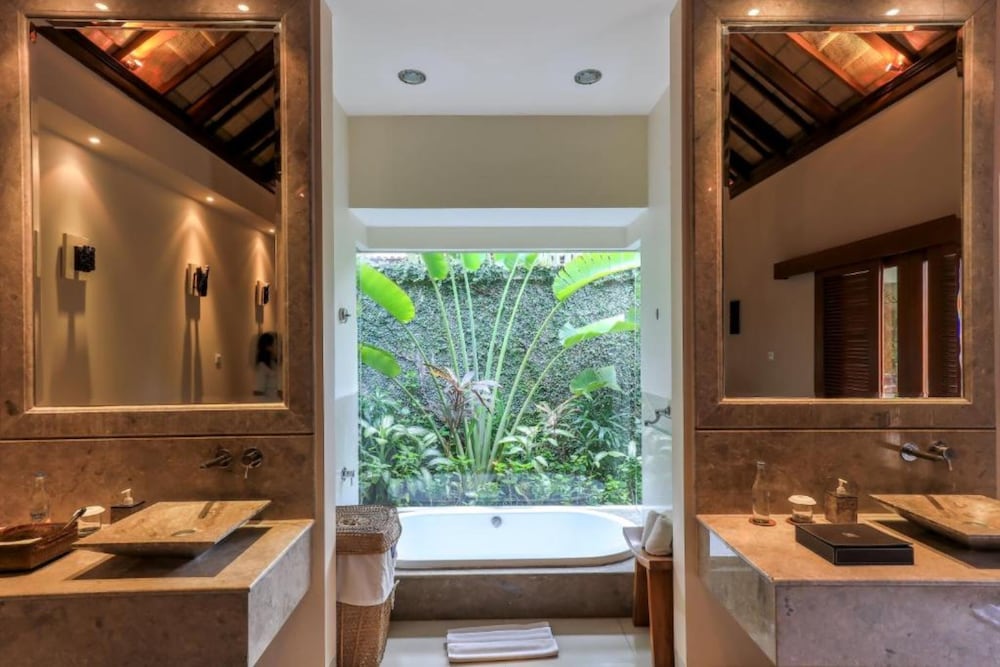 Фото Disini Luxury Spa Villas