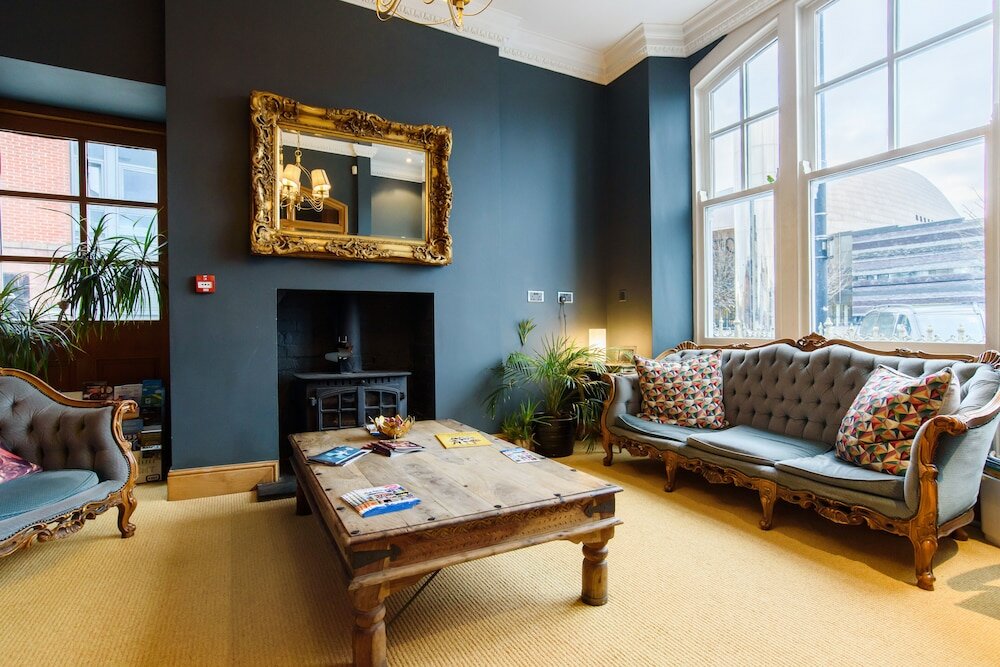 Фото Jolyon's Boutique Hotel