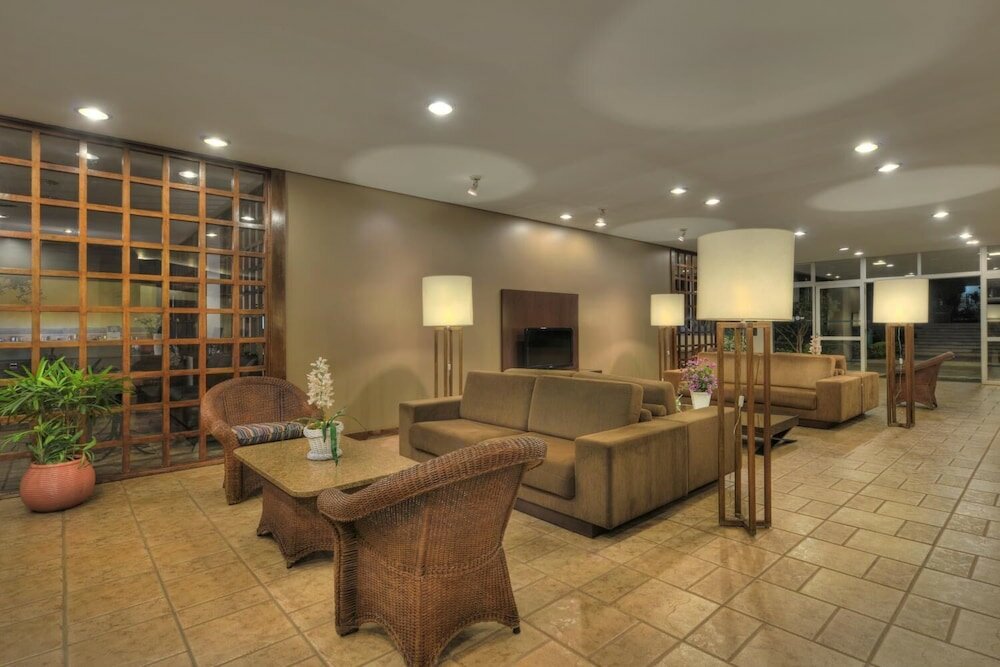 Фото Hotel Deville Express Guaíra