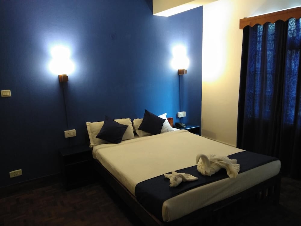 Фото Hotel Flora Fountain