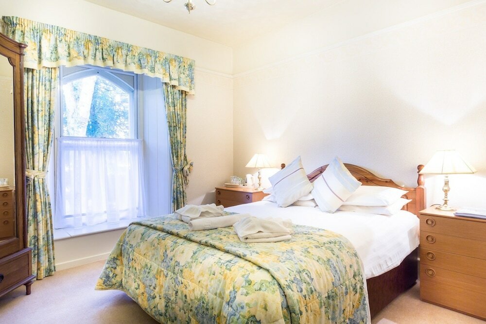 Фото Penmorvah Manor Hotel