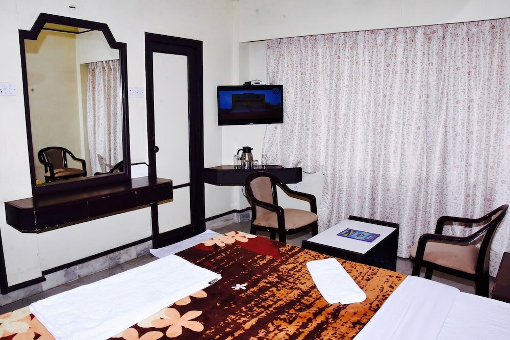 Фото Hotel Sivapriya