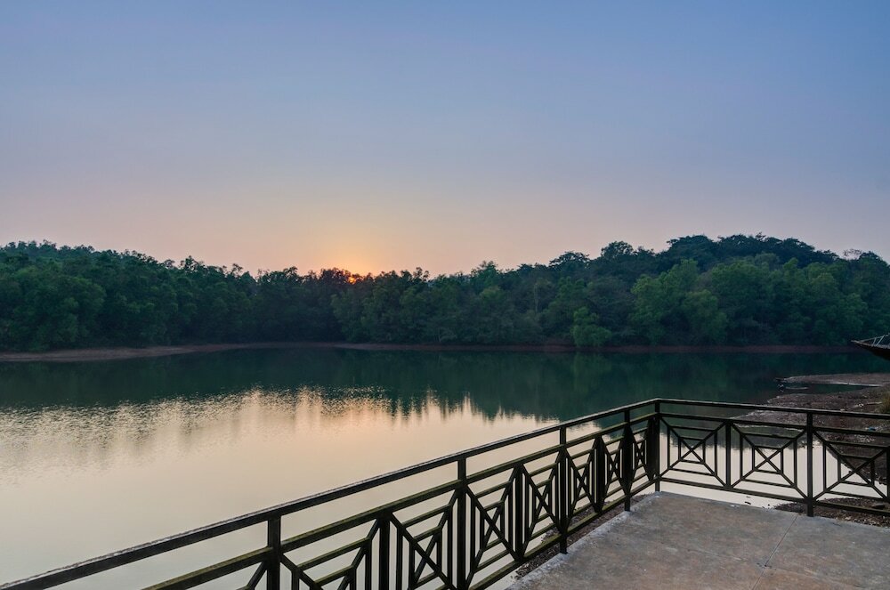 Фото Shantai by the lake