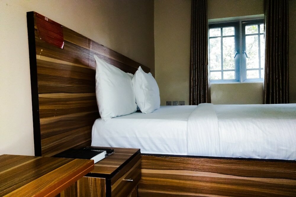 Фото Beneville Hotel and Apartment