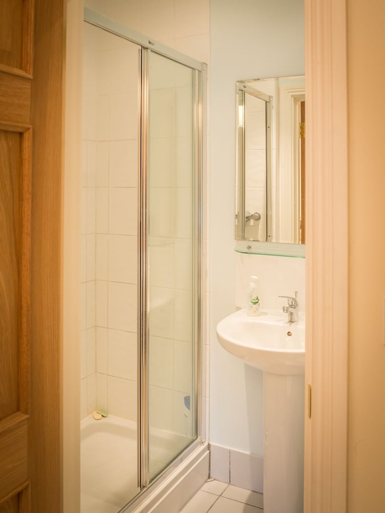 Фото The Cottage, Recess