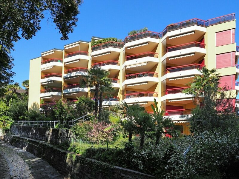 Гостиница Apart Holidays Residenza Flora