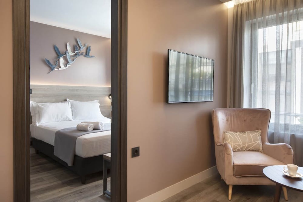 Фото City Lights Athens