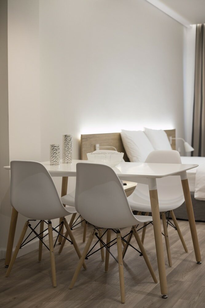 Фото Ornament Suites Nilie Hospitality Mgmt