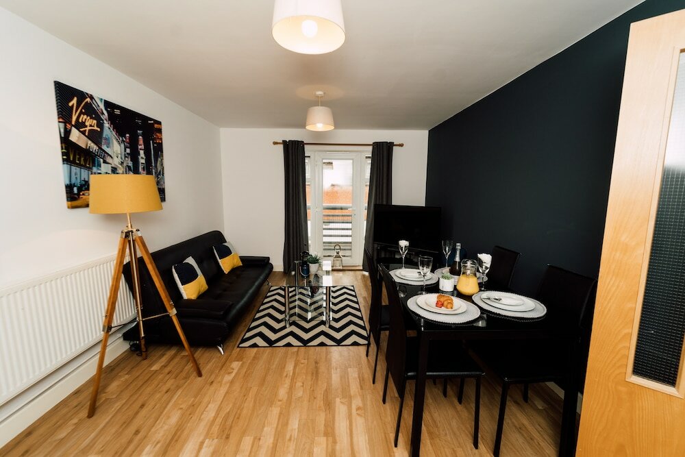 Фото Pride Apartments