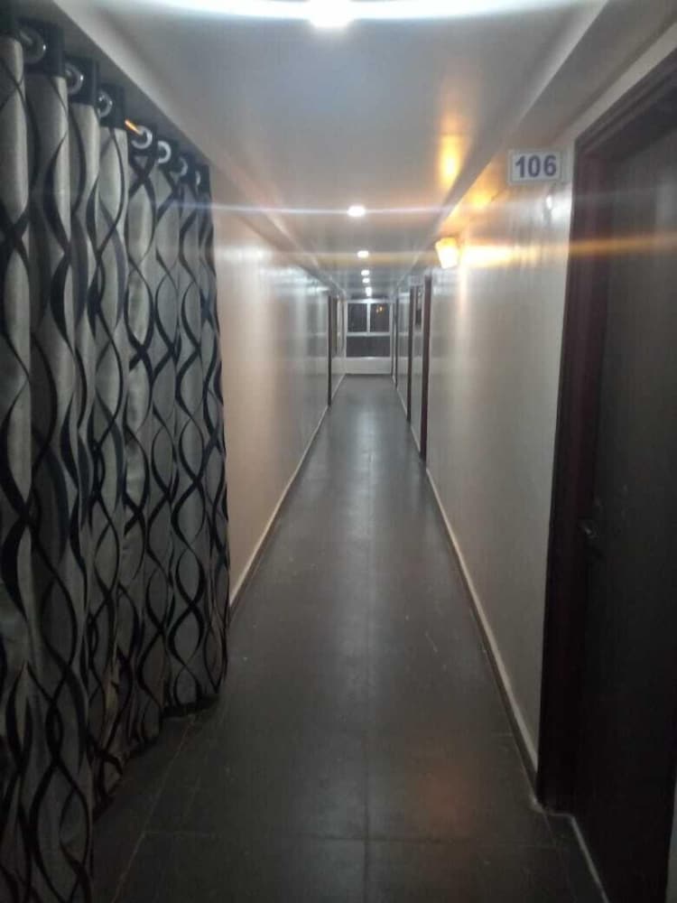 Фото Hotel Peacock