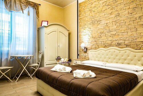 Гостиница RomAntic Dreams Guest House в Риме