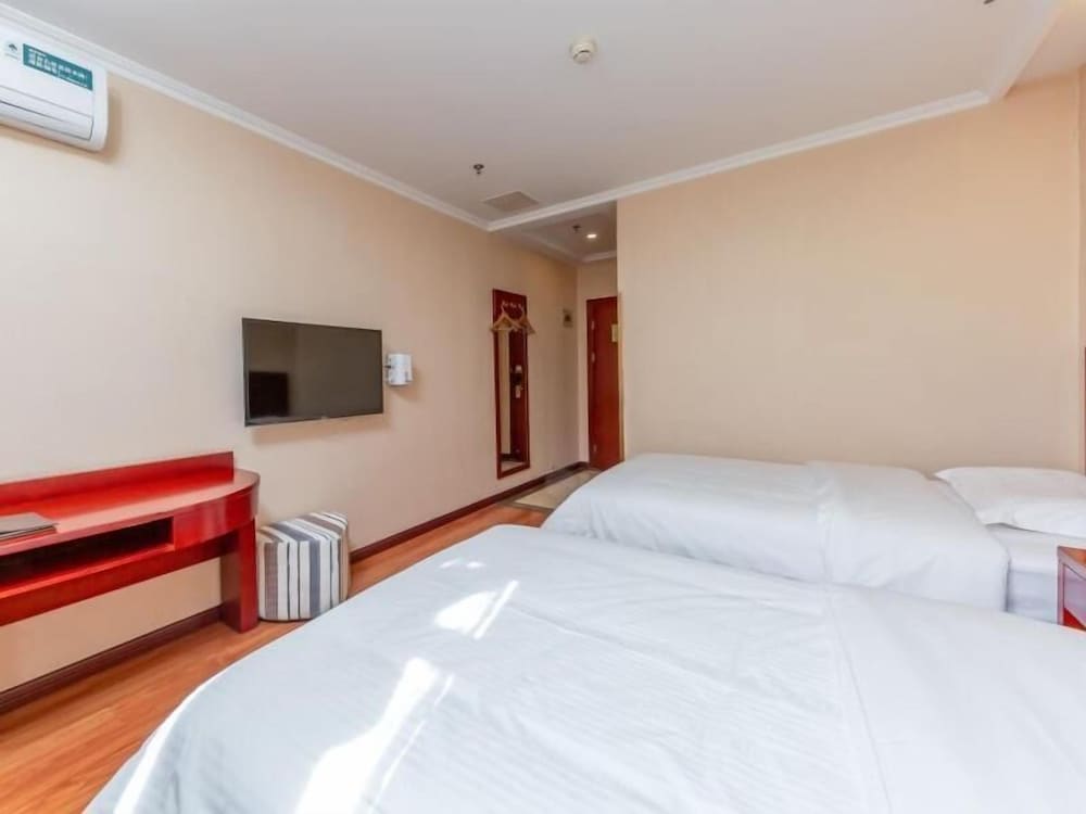 Фото Greentree Inn Beijing Yanqing Railway Station