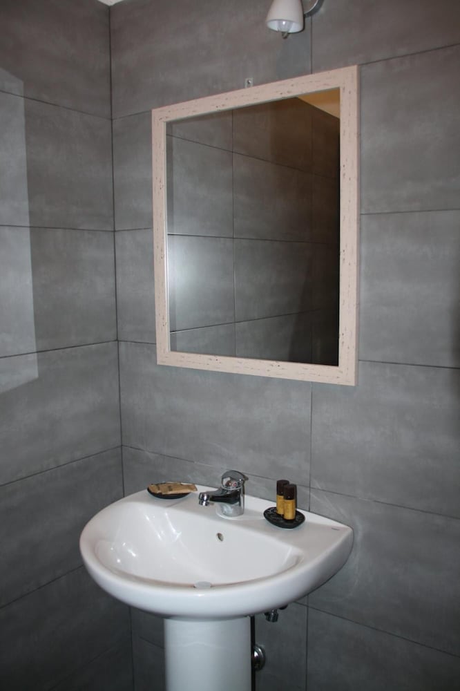 Фото Central House