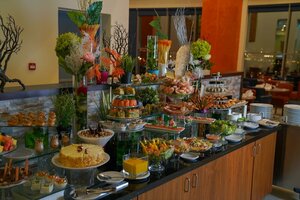 Гостиница Ramada Encore by Wyndham Kuwait Downtown