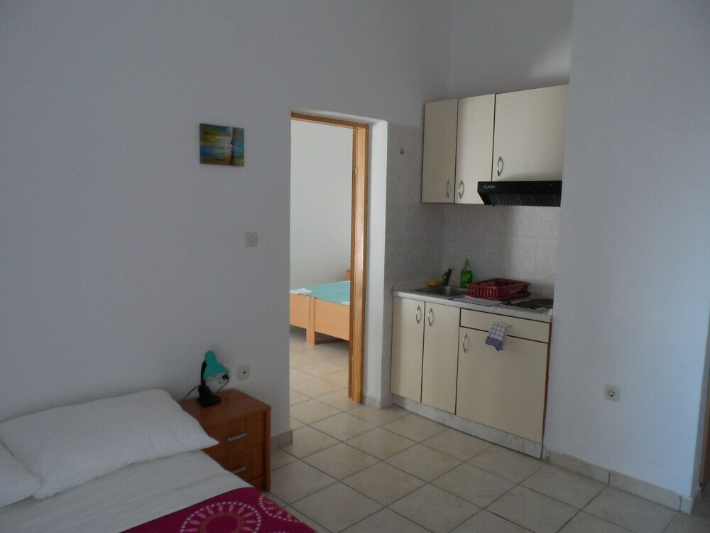 Фото Rooms and apartments Galeb