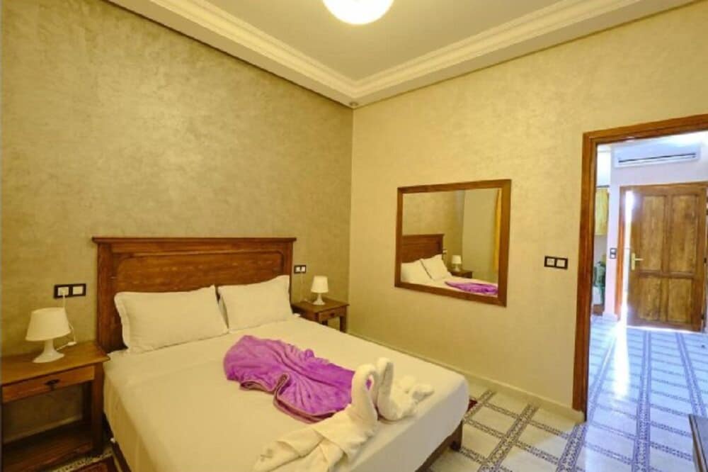 Фото Hôtel Central Palace