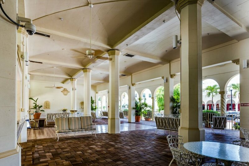Гостиница Tropicals of Palm Beach в Палм Бич