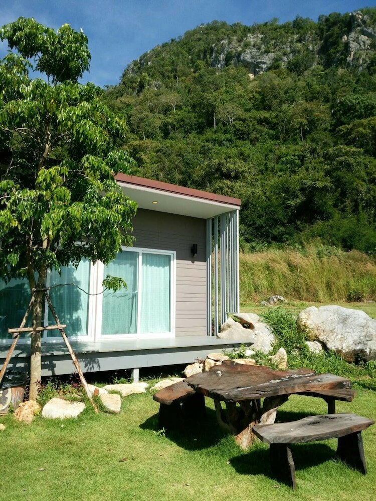 Фото Rabbit Hill Cafe and Resort @ Khao Yai