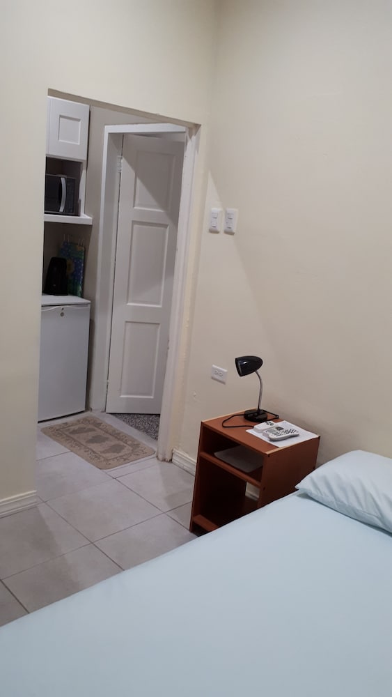 Фото Woodbrook on the Avenue