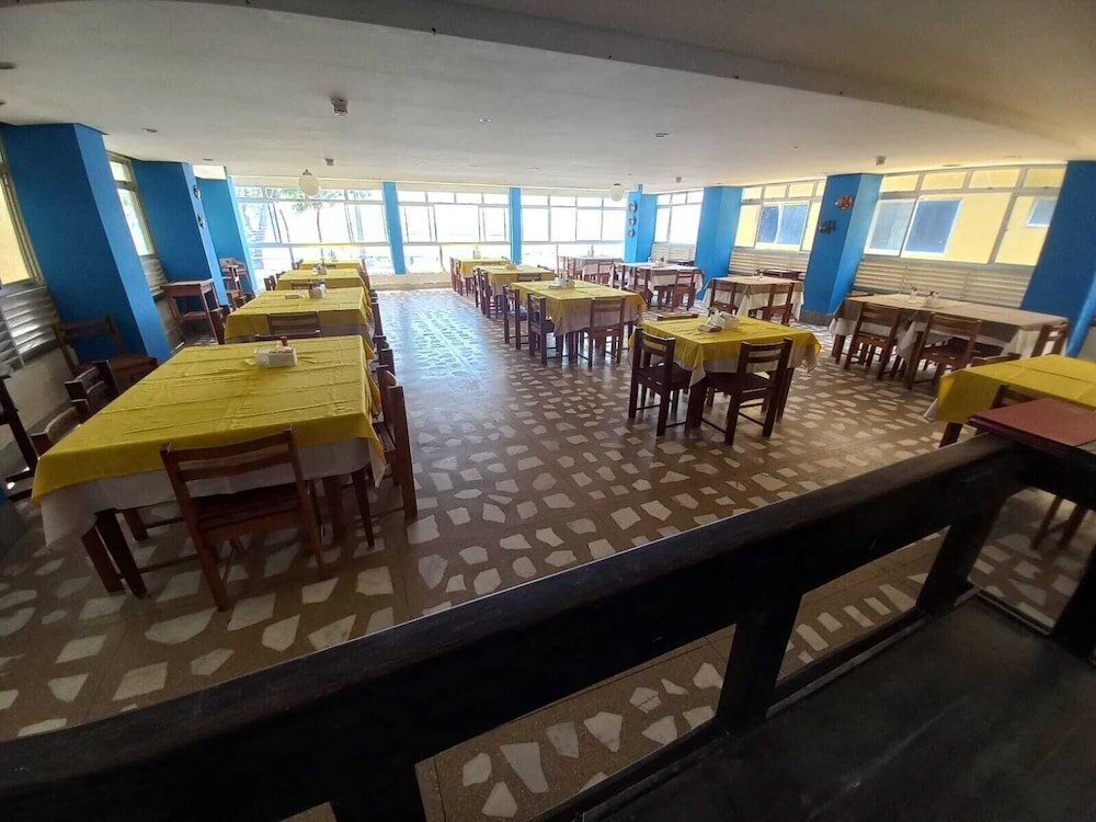 Фото Hotel Samburá