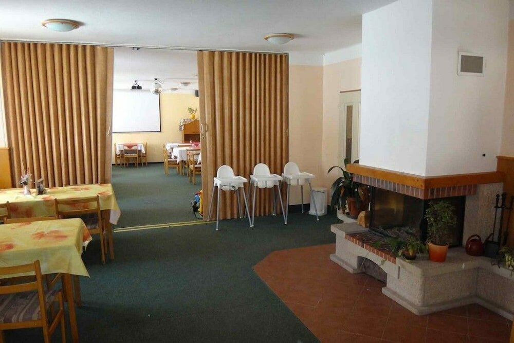 Фото Hotel Alfonska