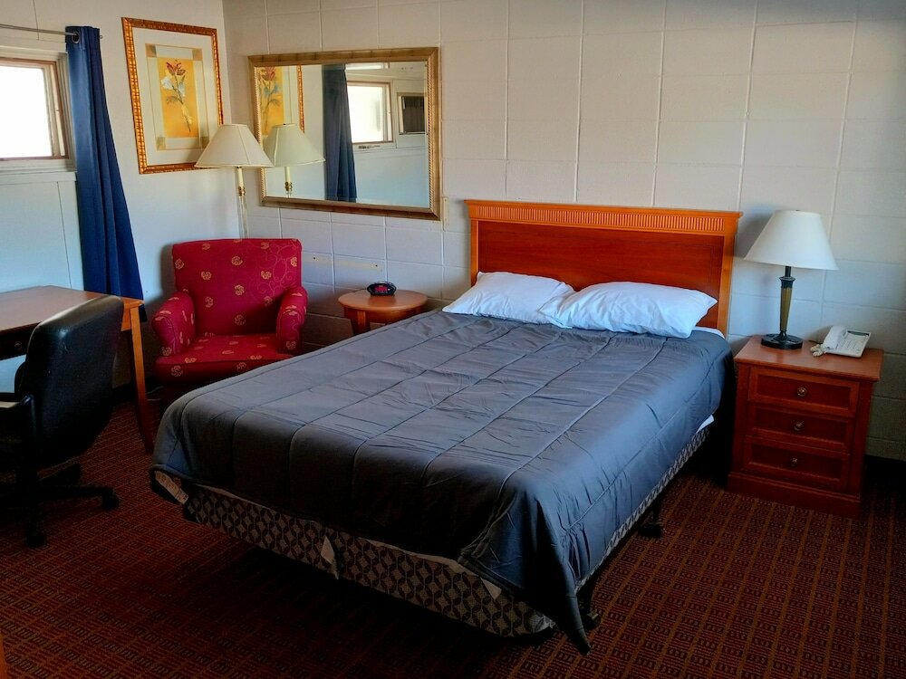 Фото Chalet Inn Motel