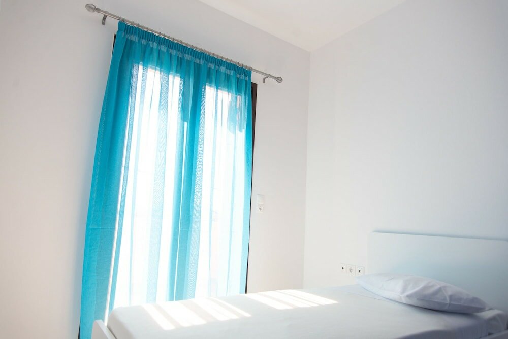 Фото Angelica-Sea & Mountain View at a Sunny Retreat