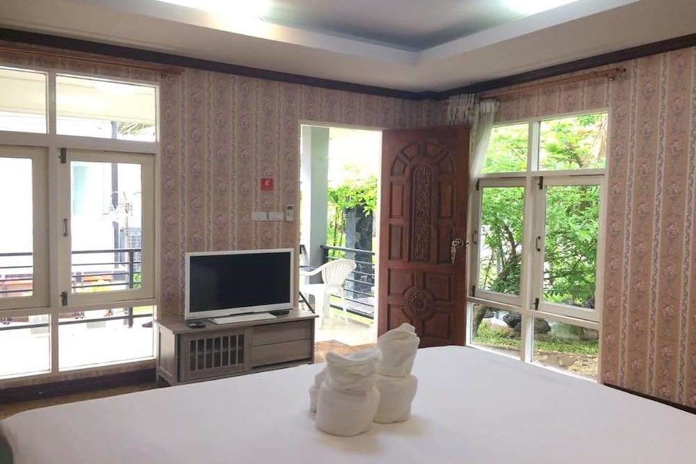 Фото Palmchwa Resort