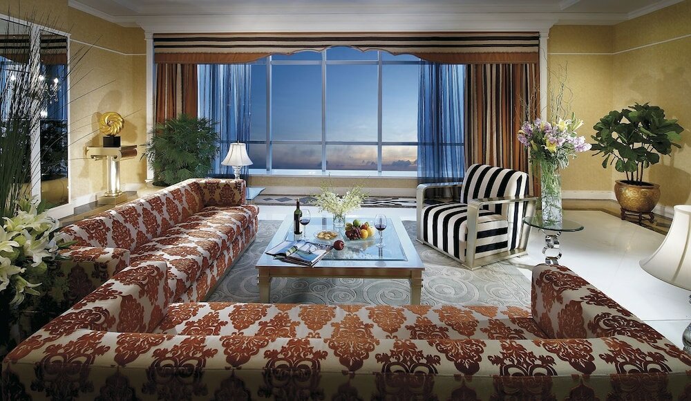 Фото Regal Palace Hotel