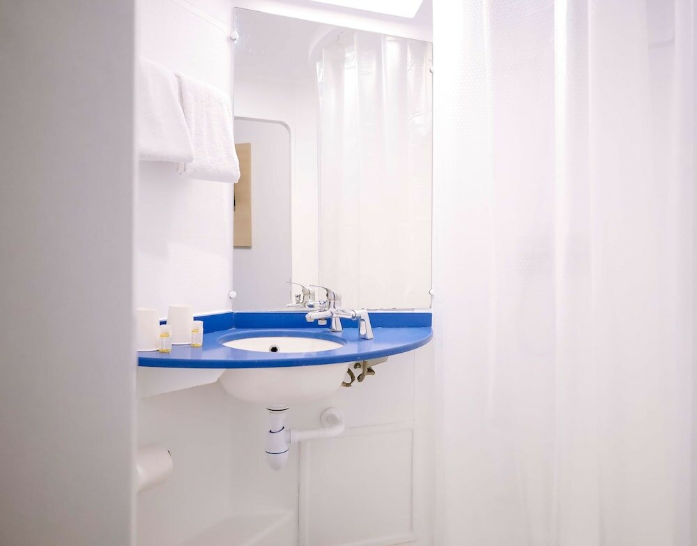 Фото Kyriad Direct Chilly Mazarin