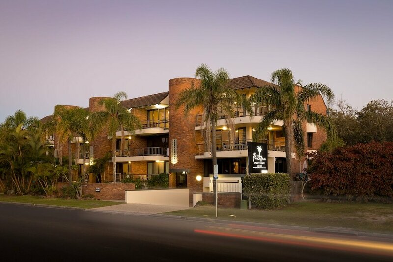 Гостиница Byron Pacific Apartments в Байрон-Бэе