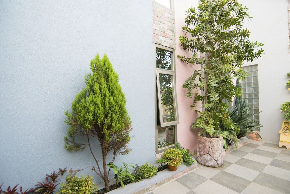 Фото Naguru Viewpointe Apartments