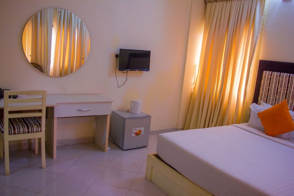 Фото Pilgrims Brook Hotels Ltd