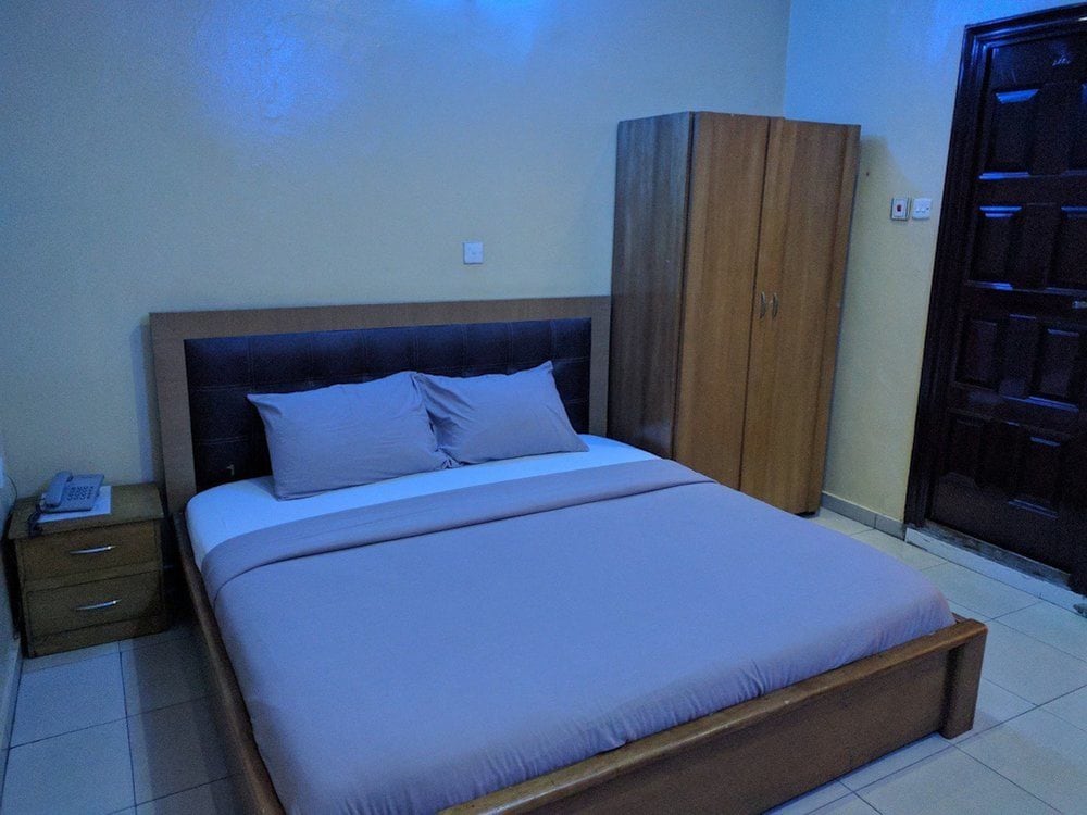 Фото White House Hotel & Conference