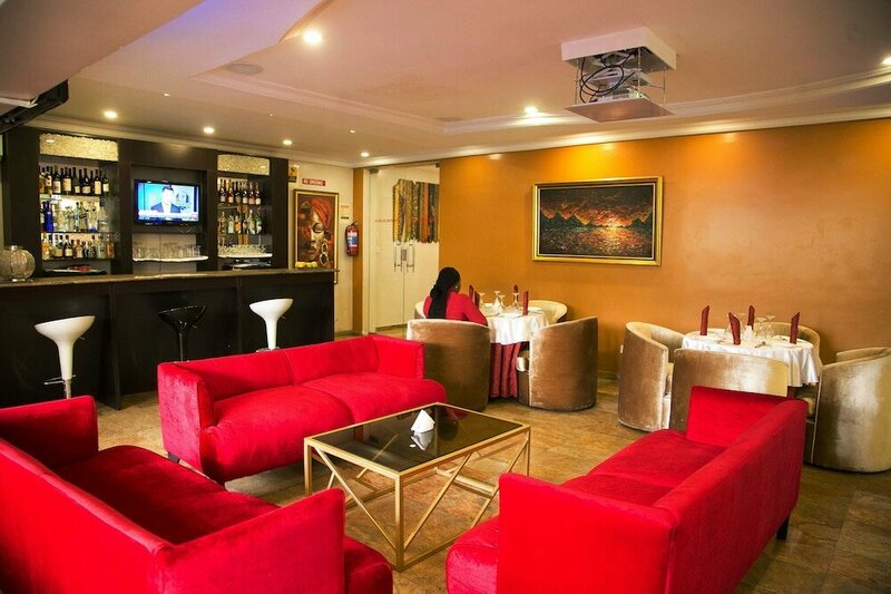 Гостиница Chateux De Atlantique Hotel в Лагосе