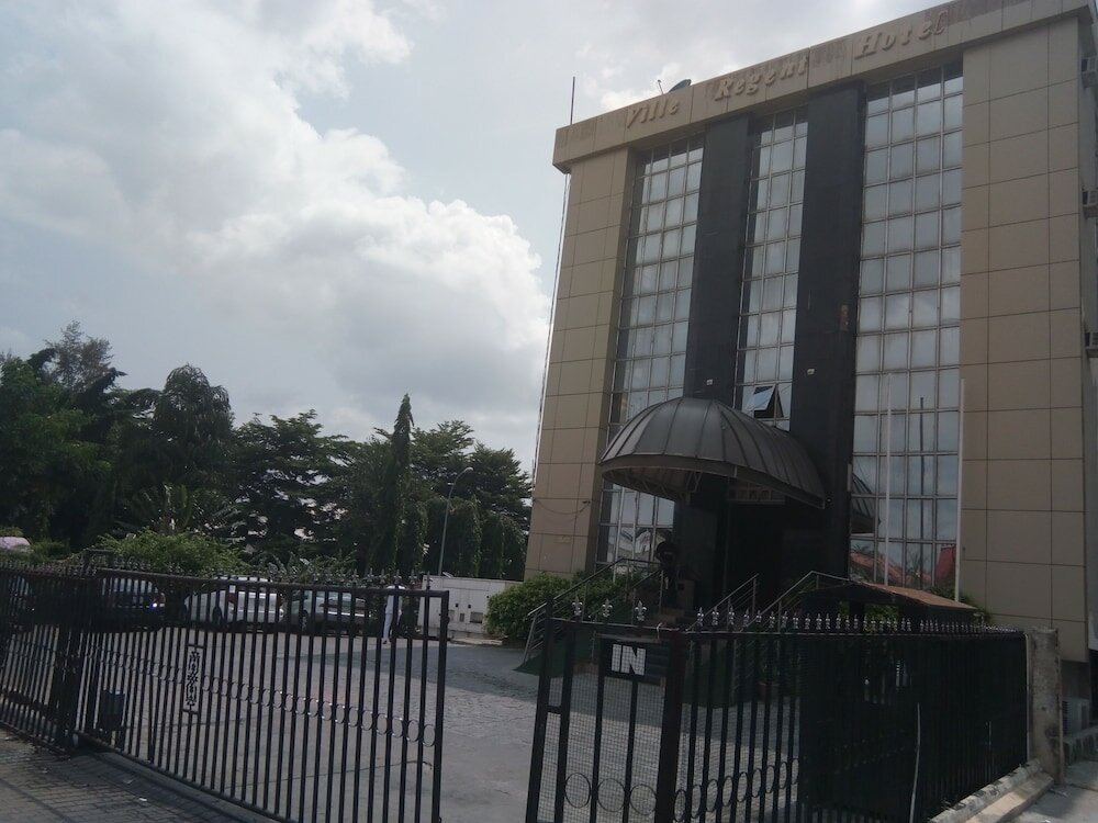 Фото отеля 3