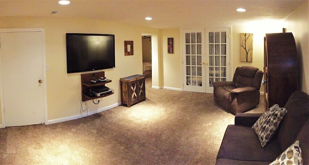 Фото House at the Foot of the Mountains