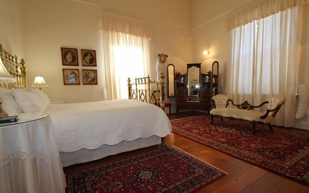 Фото Buiten Verwagten Guest House