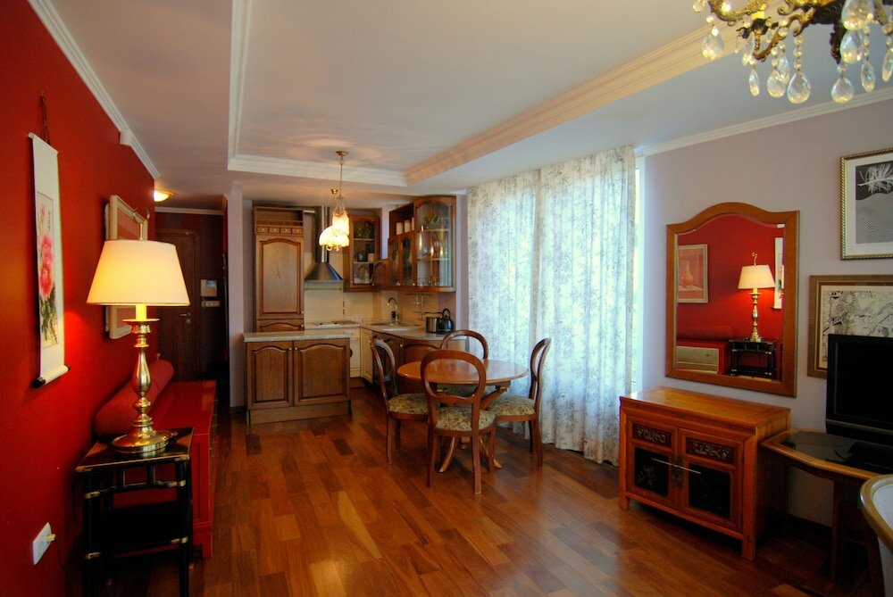 Фото Baratero Wooden House Apartment