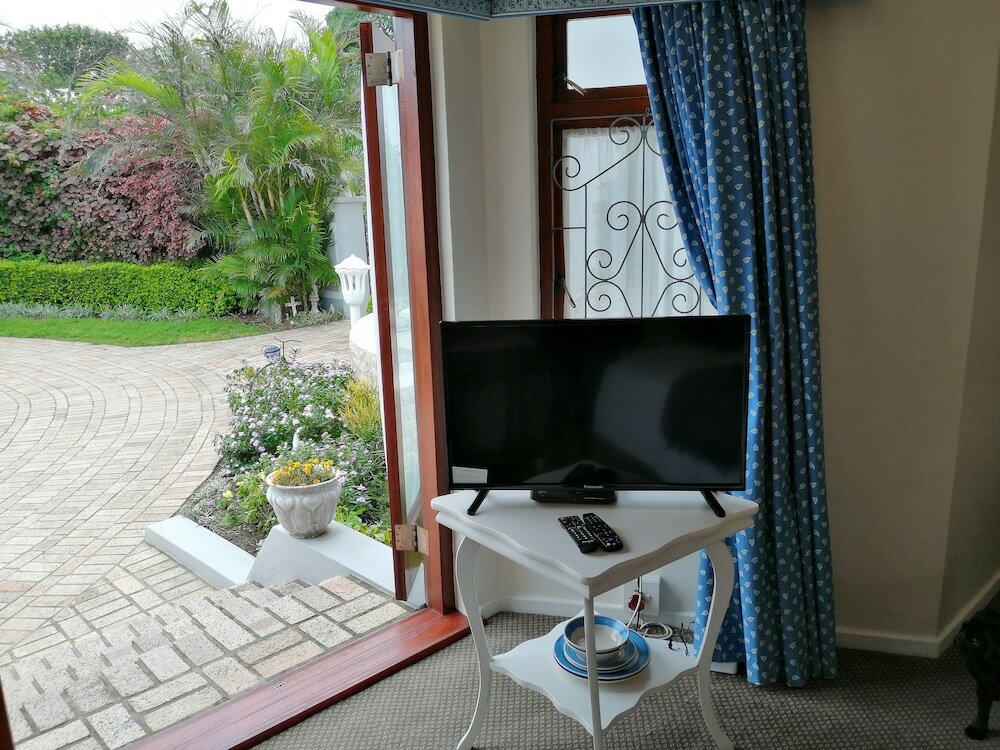 Фото Pug and Putter