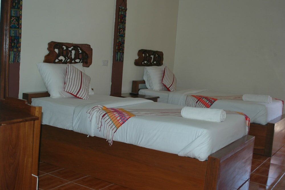 Фото Mitkhoonyoum Hotel