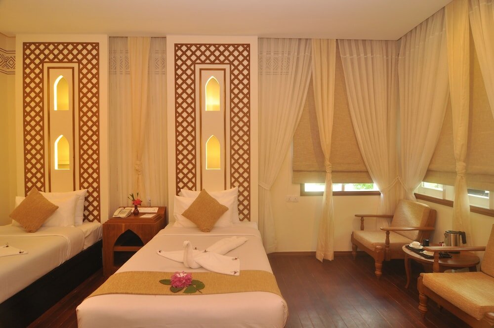 Фото Kaytumadi Dynasty Hotel